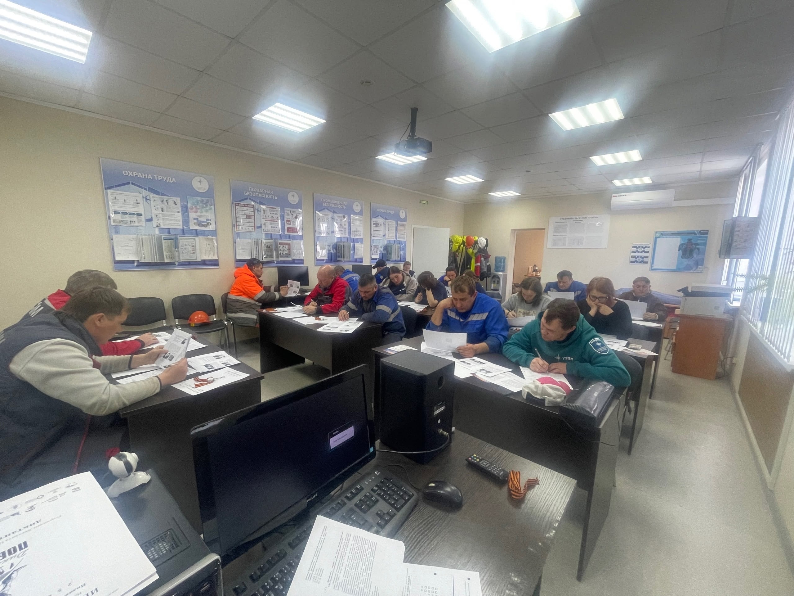 Сотрудники УЗПМ приняли участие в международной акции «Диктант Победы»