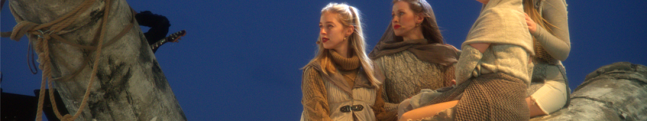 В Губахе при поддержке УЗПМ стартовал театральный фестиваль «Тайны горы Крестовой»